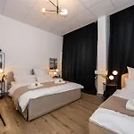 Villa Casino 2 - Sauna Whirlpool Game-zone Höhr-Grenzhausen