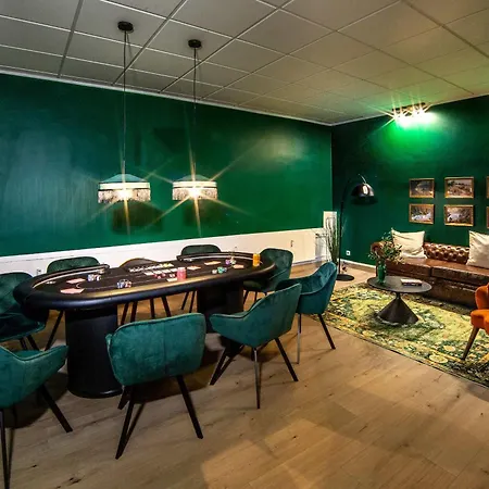 Casino 2 - Sauna Whirlpool Game-zone *