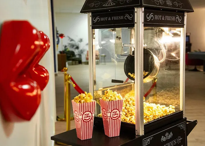 Casino 2 - Sauna Whirlpool Game-zone Villa