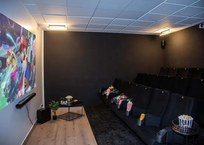 Villa Casino 2 - Sauna Whirlpool Game-zone Höhr-Grenzhausen